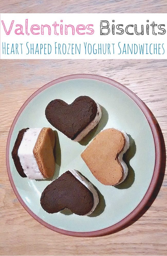 Valentines Biscuits: Heart shaped frozen yoghurt sandwiches