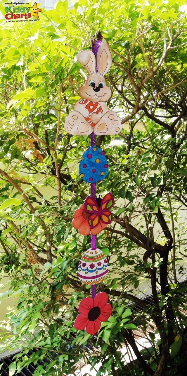 These Easter mobiles are perfect to make for your Easter Egg hunts - so much fun - hang them in the garden or in the house too!