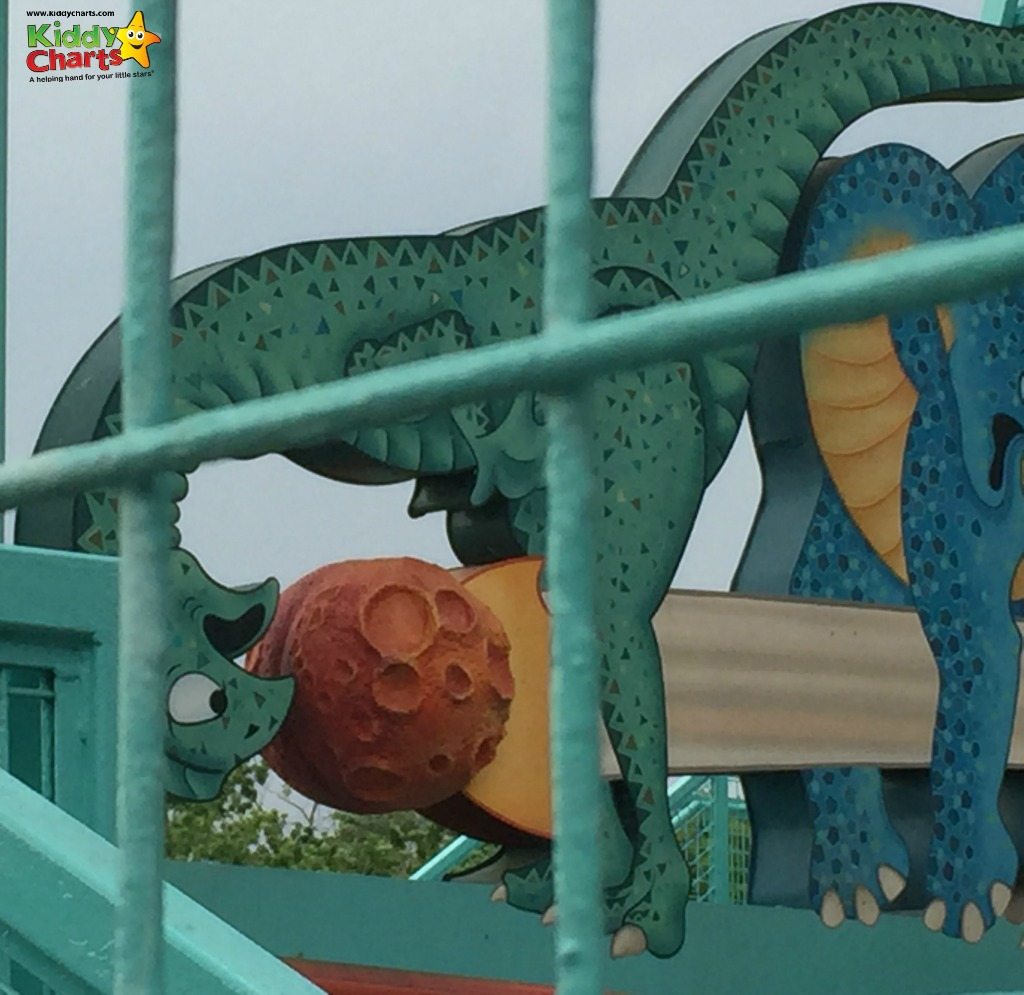 Primeval Whirl has a few of the best hidden mickeys in its meteors - how many can you spot? Check the other hidden mickeys out within our article...can you find more?